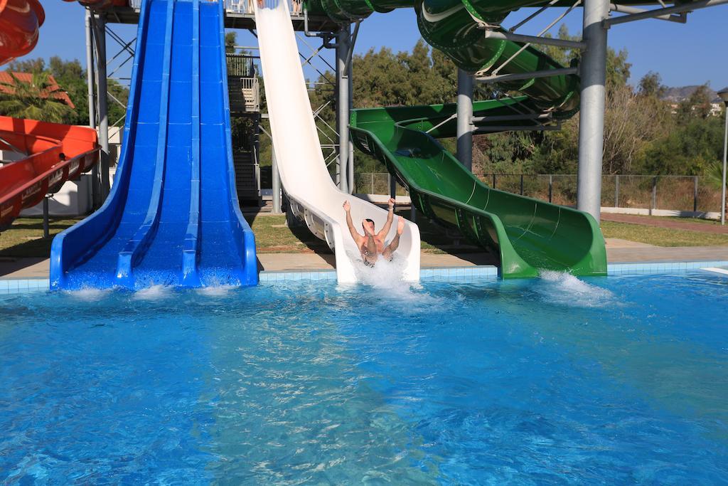 Aqua Sol Water Park Resort Paphos Eksteriør billede