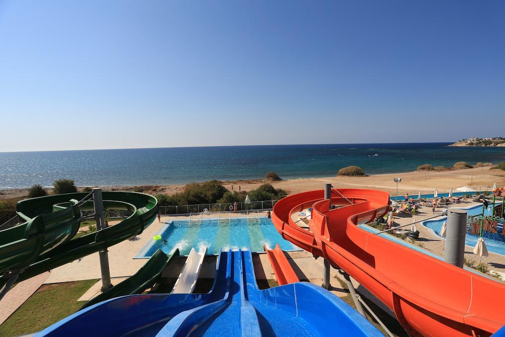 Aqua Sol Water Park Resort Paphos Eksteriør billede