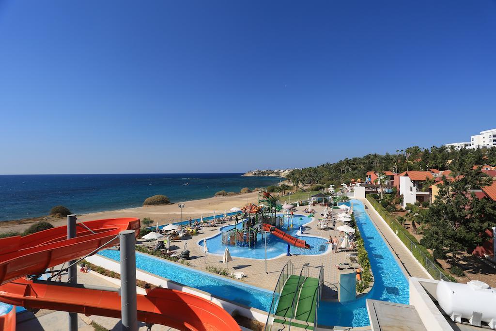 Aqua Sol Water Park Resort Paphos Eksteriør billede