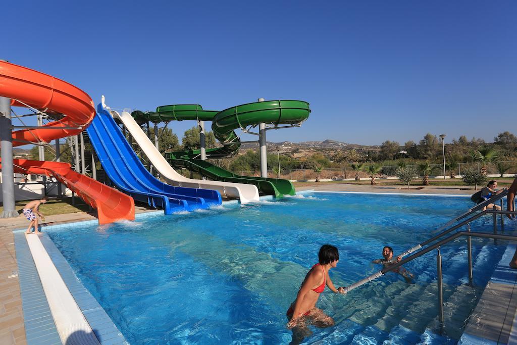 Aqua Sol Water Park Resort Paphos Eksteriør billede