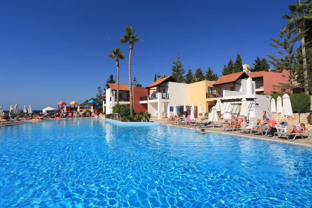 Aqua Sol Water Park Resort Paphos Eksteriør billede